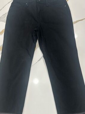 Chico’s So Slimming Girlfriend Crop Black Denim Jean